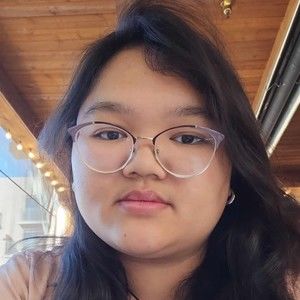 Meet your Posher, Chelsea elise